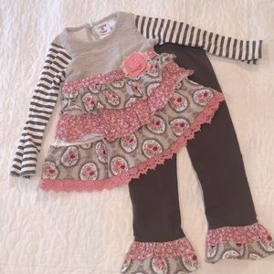 Counting Daisies, two piece set